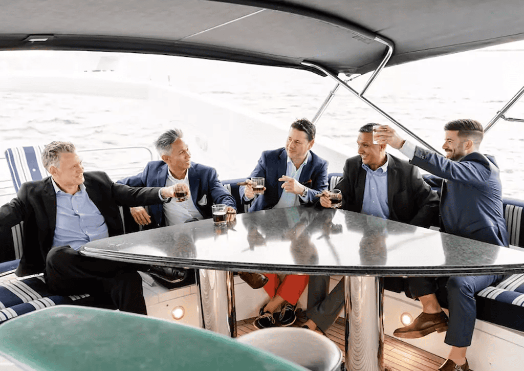 Why Corporate Yacht Events in Dubai Are Gaining Popularity